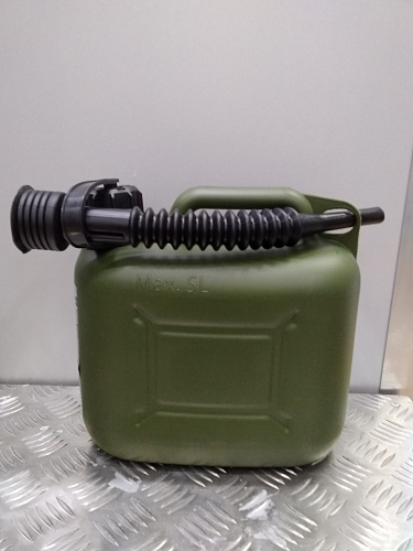 /Канистра для ГСМ вертикальная 5 л, пластиковая, усиленная Stels 53124 STELS 53124